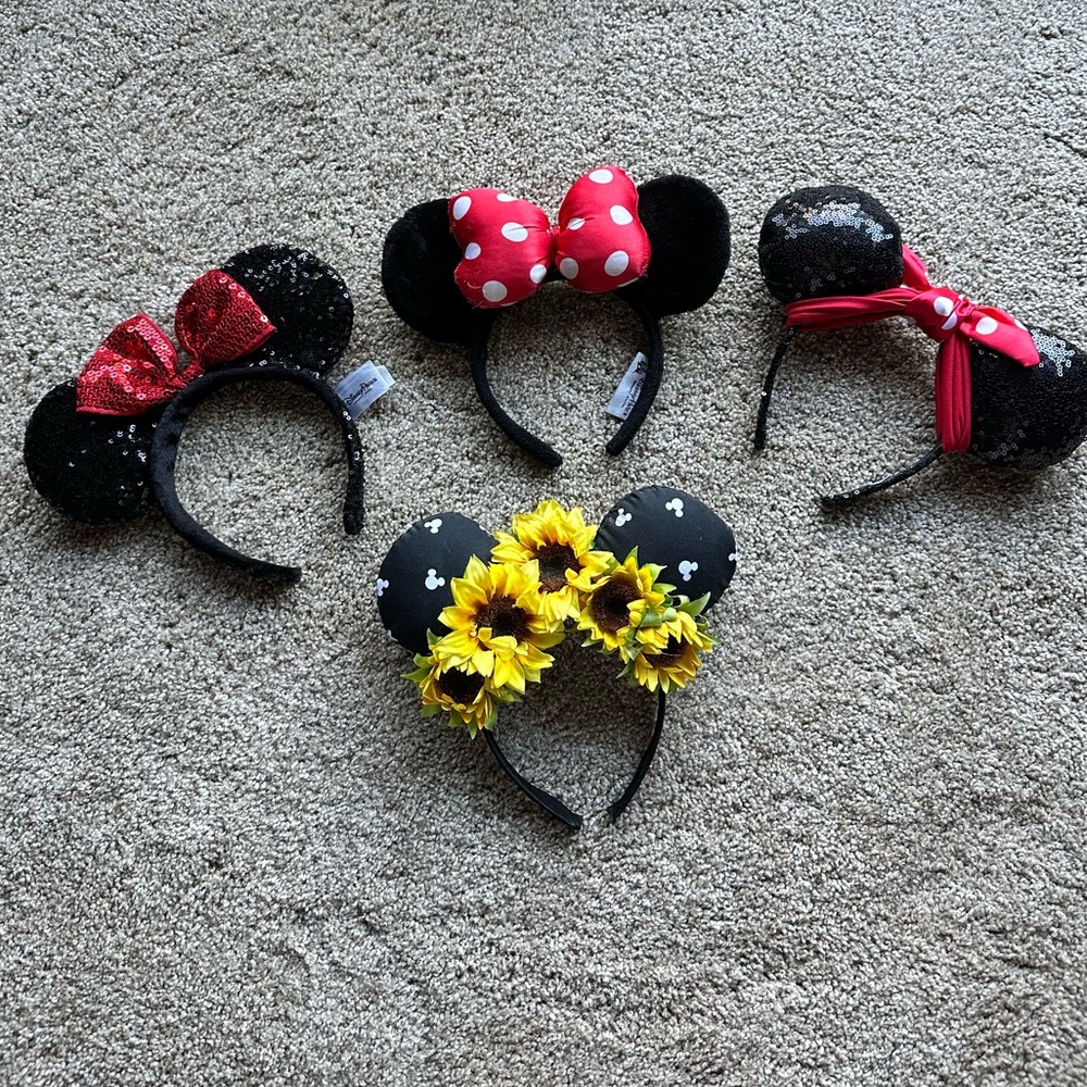 SUPER CUTE Disney Minnie Mouse Ears Headband Set
